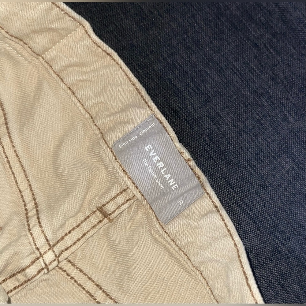 Everlane denim shorts - Picture 2 of 3